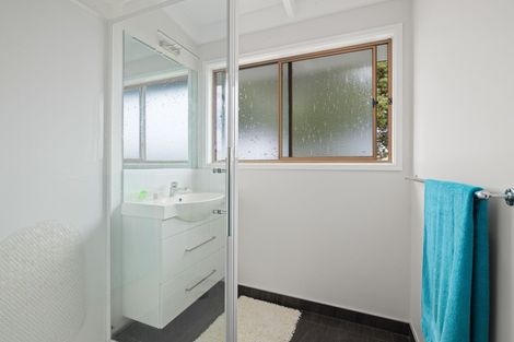 Photo of property in 3 Kauri Crescent, Snells Beach, 0920