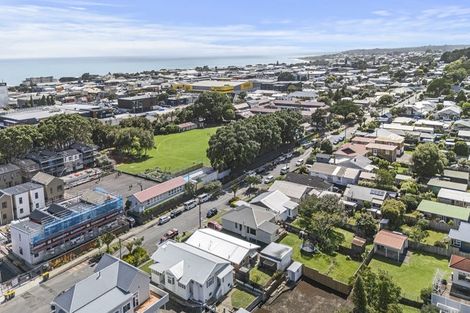 Photo of property in 28b Pendarves Street, New Plymouth, 4310