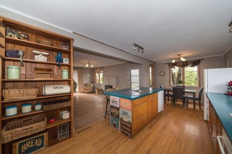 Photo of property in 1 Stoke Place, Awapuni, Palmerston North, 4412