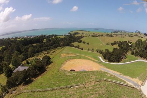 Photo of property in 25 Martins Bay Road, Algies Bay, Warkworth, 0982