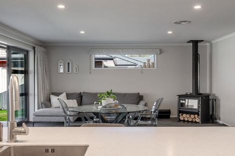 Photo of property in 33 Monarch Drive, Ashhurst, 4810