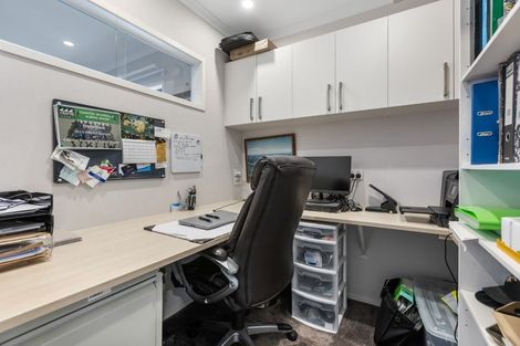 Photo of property in 7 Pike Place, Ferndale, New Plymouth, 4310