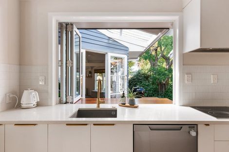 Photo of property in 77 Churchill Road, Judea, Tauranga, 3110