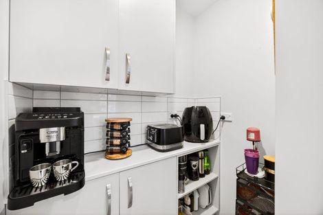 Photo of property in 28a Inverness Road, Browns Bay, Auckland, 0630