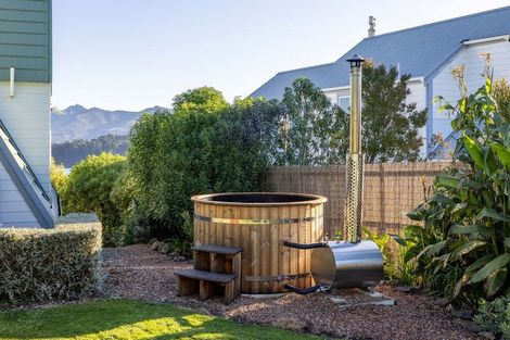 Photo of property in 17 James Drive, Diamond Harbour, Lyttelton, 8971