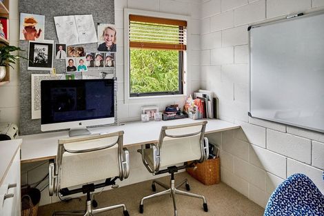 Photo of property in 85 Muritai Road, Eastbourne, Lower Hutt, 5013