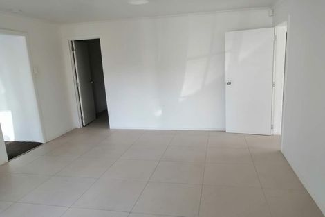 Photo of property in 82b Woodglen Road, Glen Eden, Auckland, 0602