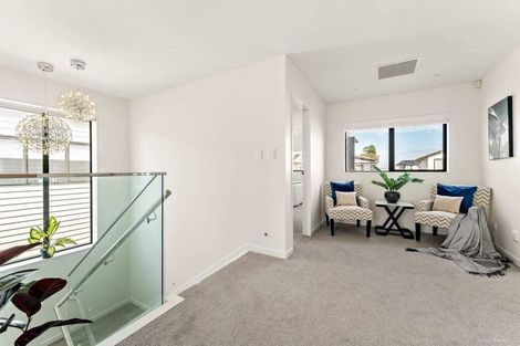 Photo of property in 14 Turret Lane, Hobsonville, Auckland, 0616