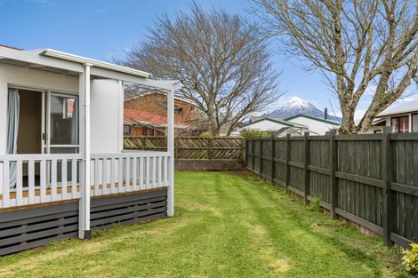 Photo of property in 18 Nikau Street, Inglewood, 4330