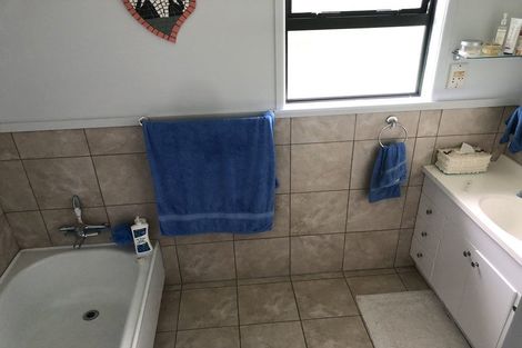 Photo of property in 17 Winston Street, Tikipunga, Whangarei, 0112