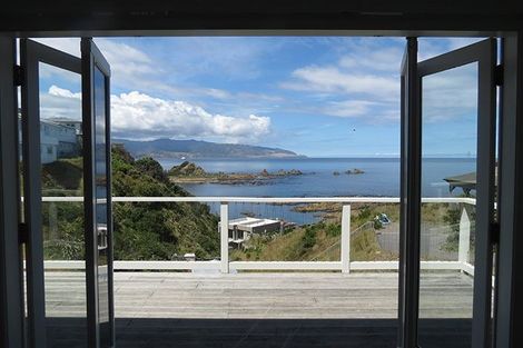 Photo of property in 57 High Street, Island Bay, Wellington, 6023