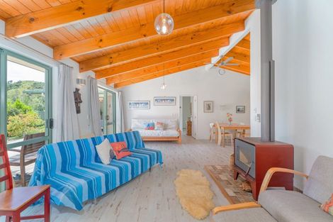 Photo of property in 18 Pumpkin Flat Road, Kuaotunu, Whitianga, 3592