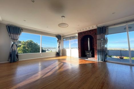 Photo of property in 177 Coronation Road, Hillcrest, Auckland, 0627