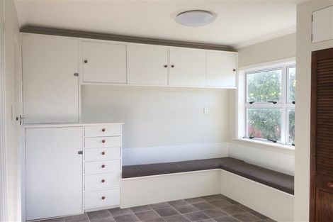 Photo of property in 1 Balmoral Street, Levin, 5510