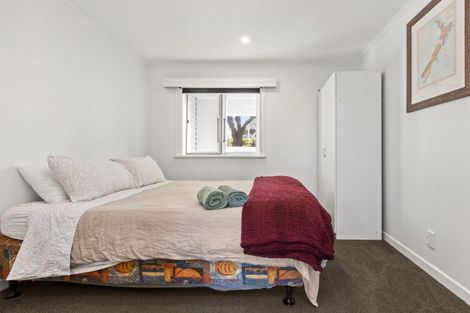 Photo of property in 14 Main Road, Raglan, 3225