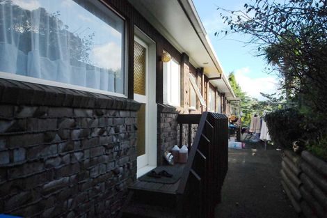 Photo of property in 2/39 John Davis Road, Mount Roskill, Auckland, 1041