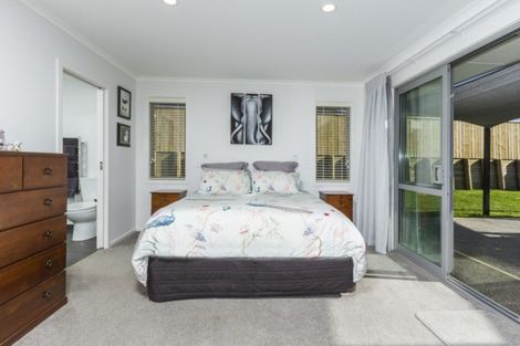 Photo of property in 4 Woolshed Drive, Stoke, Nelson, 7011