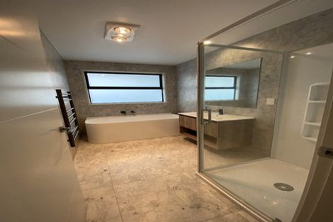 Photo of property in 52 Hammick Crescent, Pyes Pa, 3112