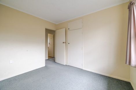 Photo of property in 3 Seddon Street, Takaro, Palmerston North, 4412