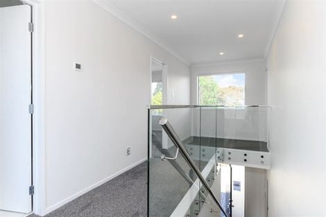 Photo of property in 166b Ennis Avenue, Pakuranga Heights, Auckland, 2010