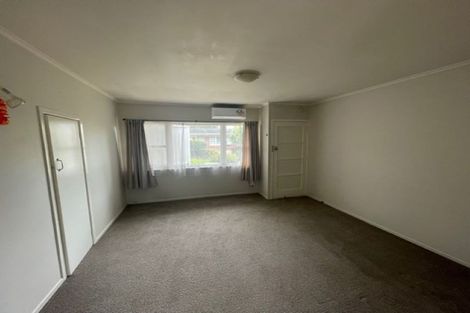 Photo of property in 9/11 Oakland Avenue, Papatoetoe, Auckland, 2025