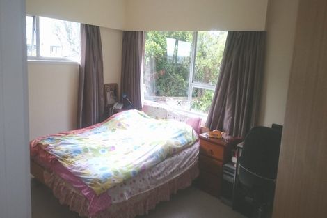 Photo of property in 22 Colin Wild Place, Glenfield, Auckland, 0629