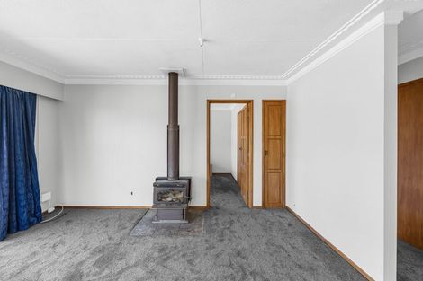 Photo of property in 11 Railway Esplanade, East Gore, Gore, 9710