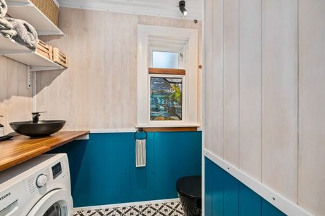 Photo of property in 59 York Street, Picton, 7220