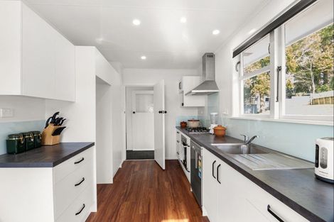 Photo of property in 65b Endeavour Street, Marfell, New Plymouth, 4310