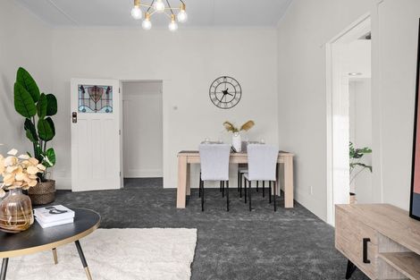 Photo of property in 8 Pembroke Lane, Hamilton Lake, Hamilton, 3204