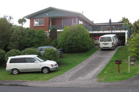 Photo of property in 119 Tiroroa Avenue, Te Atatu South, Auckland, 0610