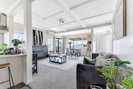 Photo of property in 14a Baverstock Road, Nawton, Hamilton, 3200