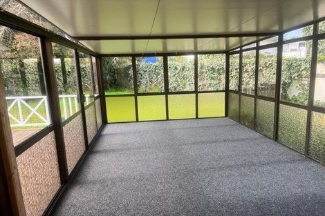 Photo of property in 3 Wycherley Drive, Bucklands Beach, Auckland, 2014