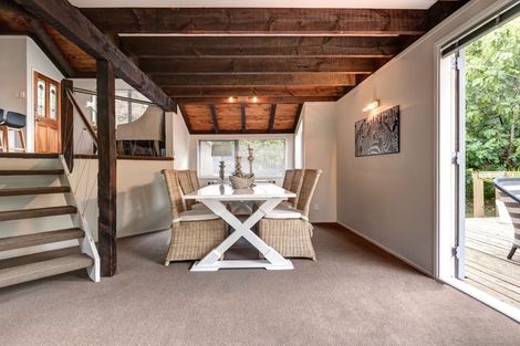 Photo of property in 2/64 Mirrabooka Avenue, Botany Downs, Auckland, 2010