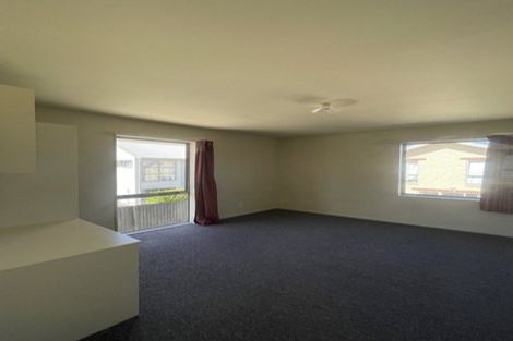 Photo of property in 8 Rex Street, Riccarton, Christchurch, 8041