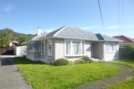 Photo of property in 212 Waiwhetu Road, Waterloo, Lower Hutt, 5011