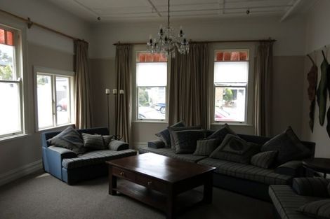 Photo of property in 5 Gilbert Street, New Plymouth, 4310