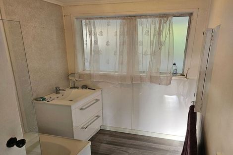 Photo of property in 75 Waihemo Street, Waitangirua, Porirua, 5024