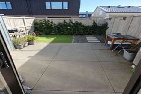 Photo of property in 49 Periko Way, Takanini, 2112