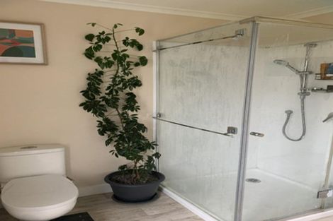 Photo of property in 1 Frood Street, Bulls, 4818