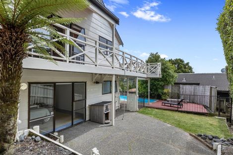 Photo of property in 32 Danbury Drive, Torbay, Auckland, 0630