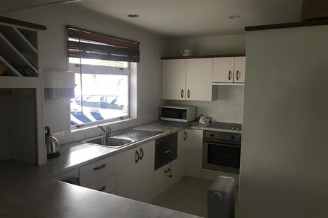 Photo of property in 2/24 Mansfield Avenue, St Albans, Christchurch, 8014