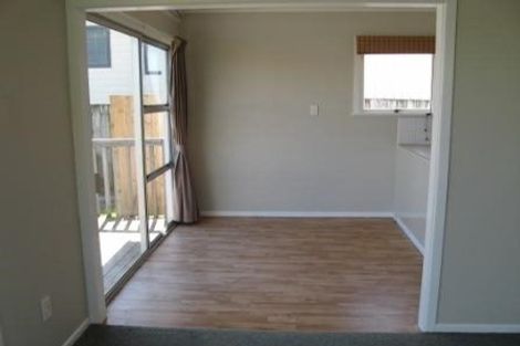 Photo of property in 19b Arrow Road, Forrest Hill, Auckland, 0620