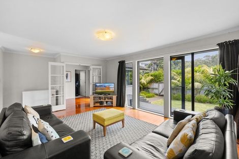 Photo of property in 57a Forrest Hill Road, Milford, Auckland, 0620