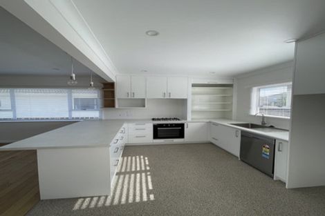 Photo of property in 25 Waimea Street, Westown, New Plymouth, 4310