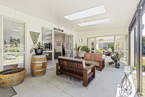 Photo of property in 12 Cotswolds Close, Otamatea, Whanganui, 4500