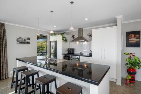 Photo of property in 1 Matariki View, Welcome Bay, Tauranga, 3112