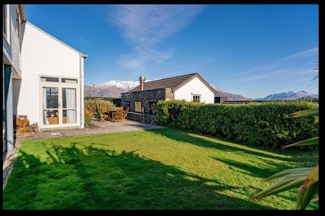 Photo of property in 17 Cotter Avenue, Arrowtown, 9302