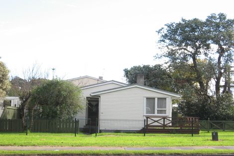 Photo of property in 6a Springs Road, Otara, Auckland, 2013