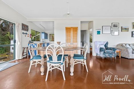 Photo of property in 13 Moana Road, Tinopai, 0593